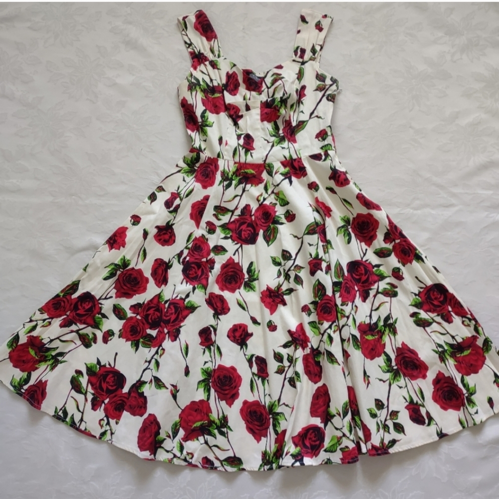 Pinup swing red roses floral retro 50s style dress